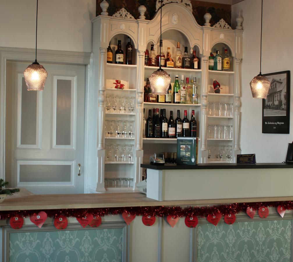 Solyst Kro- Restaurant Og Hotel I/S Aabenraa Exterior photo